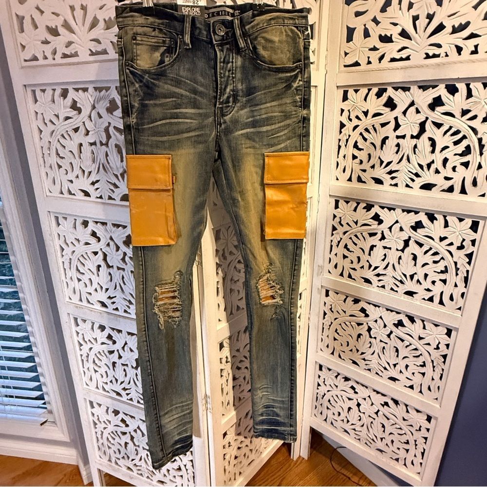 NWT Decibel Cody Cargo Jeans with Faux Leather Accents Sz 28x33